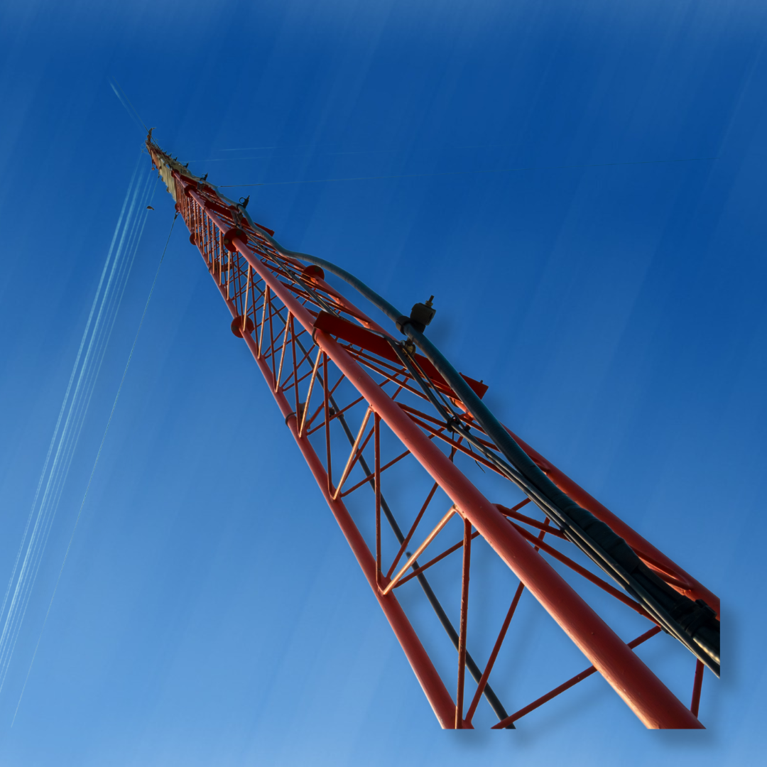Torre Estaiada e Autoportante (3)